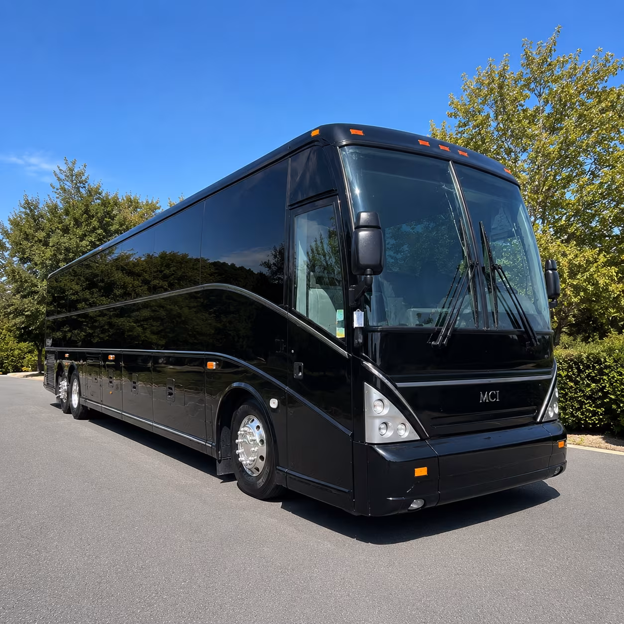 shuttle your guests between salt lake city hotels and sandy venues with ease